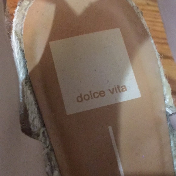 Espadrilles - Picture 4 of 5